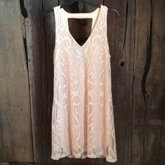 Charlotte Russe Dresses & Skirts - Charlotte Russe Lace Dress